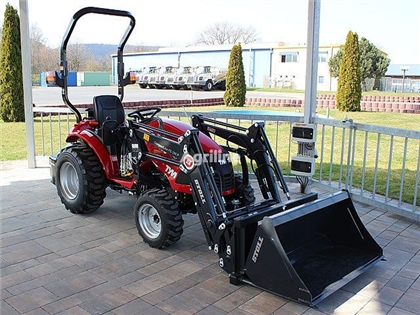 Nowy mini traktor TYM T 265 HST mit Gabel und Scha