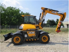 Koparka kołowa JCB HydraDig 110W