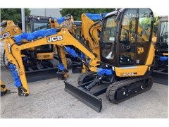 Nowa minikoparka JCB 8026 CTS