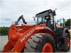 Ładowarka kołowa Hitachi ZW220