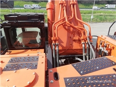 Nowa koparka gąsienicowa Hitachi ZX 890LCH-7