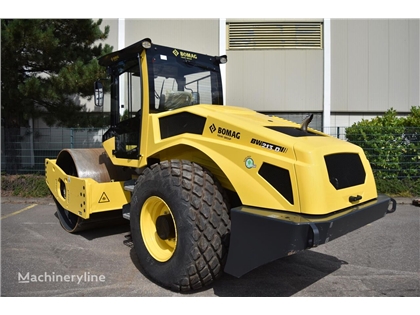 Nowy walec do robót ziemnych BOMAG BW 213 D-5 SL -