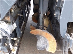 Nowy rozściełacz asfaltu kołowy BOMAG BF 300P-2 S3