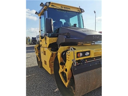 Walec drogowy BOMAG BW 174 AP-4f AM