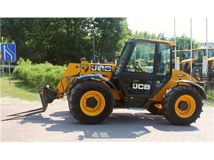 Ładowarka teleskopowa JCB 526-56 AGRI