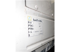 Uszkodzona naczepa furgon LeciTrailer 040LCESM083X