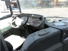 Uszkodzony autobus podmiejski Mercedes-Benz Citaro