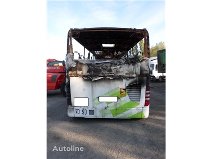 Uszkodzony autobus podmiejski Mercedes-Benz Intour