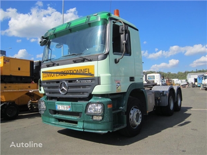 Mercedes Actros Ciągnik siodłowy Mercedes-Benz Actros 3344