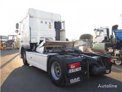 DAF XF105 Ciągnik siodłowy DAF XF105 460