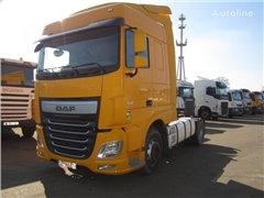 DAF XF105 Ciągnik siodłowy DAF XF105 460