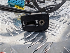 WIĄZKA GNIAZDO AUX USB DAF XF 106 LIFT