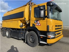 Samochod do czyszczenia kanalizacji Scania P-114,