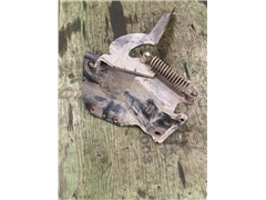 SCANIA HINGE BRACKET 1785548