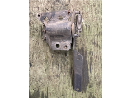 SCANIA HINGE BRACKET 1785546