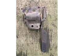 SCANIA HINGE BRACKET 1785546