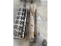 VOLVO CAMSHAFT D16G 20950804