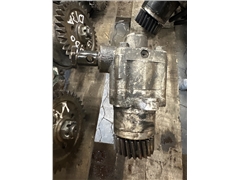 VOLVO STEERING PUMP 2108156