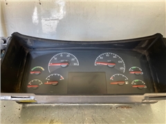 VOLVO INSTRUMENT CLUSTER 70395665