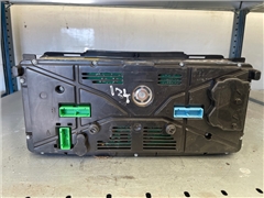 VOLVO INSTRUMENT CLUSTER 70395665