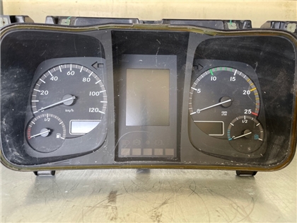 MERCEDES COMBI INSTRUMENT A9614461221