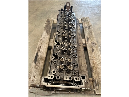 MERCEDES CYLINDERHEAD A4710104220