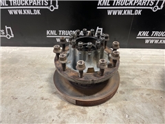 VOLVO REAR AXLE HUB 21881391