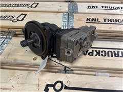 VOLVO COMPRESSOR 22040500