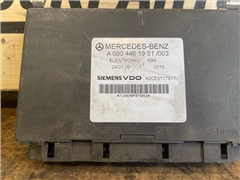 MERCEDES ECU ABA  A0004461951