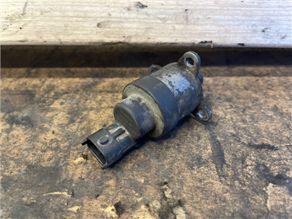 MAN FUEL VALVE  51.12505.0033