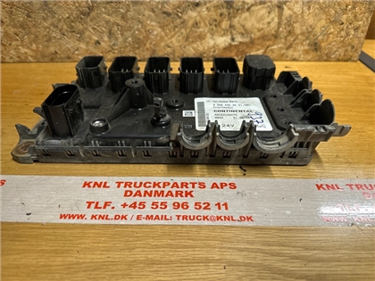 MERCEDES ECU MODULE A0004462661