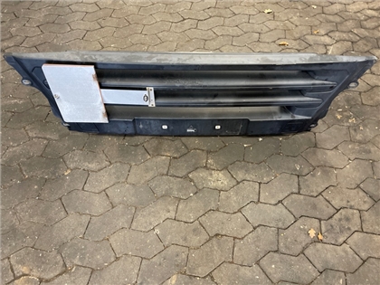 MAN BUMPER PANEL 81.41610-6951