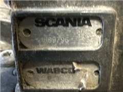 SCANIA VALVE BLOCK SOLENOID VALVE 1889796