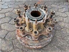 SCANIA REAR HUB 2290542