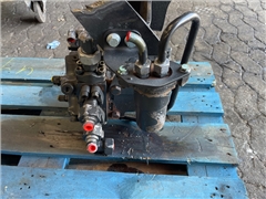 MAN HYDRALIC PUMP 81.67501-6083