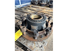 SCANIA REAR HUB 1305319