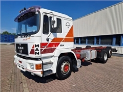 MAN 26.362 26T Manual E2 6x2 6-Cilinder engine