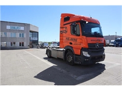 Mercedes Actros