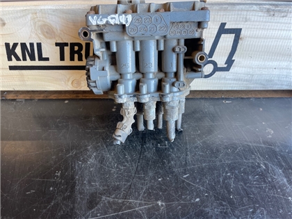 VOLVO VALVE  21133934