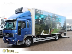 Volvo FL 12.220 + carrier frigo + LIFT