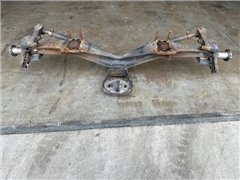 VOLVO PUSHER AXLE 21461543