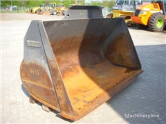 Łyżka Volvo 2.65 m Schaufel / bucket (99000382)