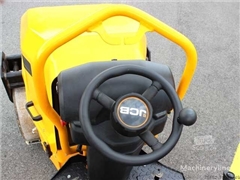 Nowy mini walec JCB CT 260 - 120