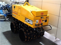 Nowy kompaktor JCB VM 1500