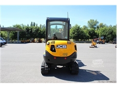 Nowa minikoparka JCB 8029 CTS