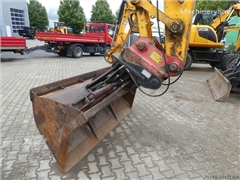 Koparka gąsienicowa JCB JS 220 LC TAB