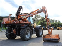 Ciągnik kołowy JCB 2150 + Schmidt-Mulag ME 700