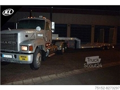 Mack CH 613 Heavy Hauler