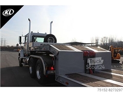 Mack CH 613 Heavy Hauler