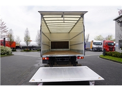 Mercedes Atego Ciężarówka furgon Mercedes-Benz Atego 816 E6 4×2 / container / 15 pallets